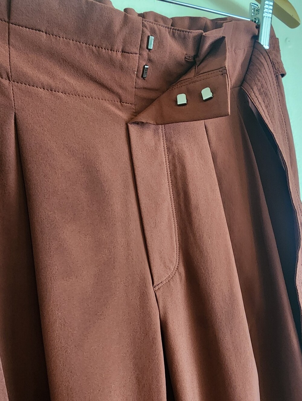 Athleta Skyline Pant II Burnt Rust Paperbag Waist Tapered Ankle Pants Size 4 T - Picture 5 of 12